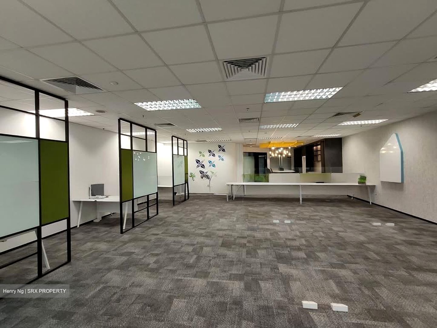 Oue Downtown (D1), Office #537660151